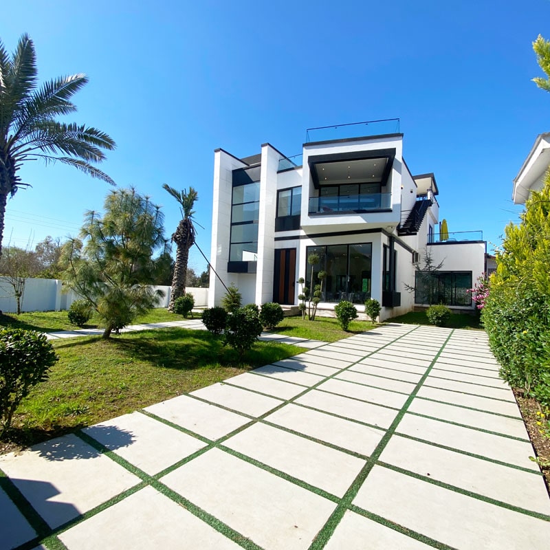 ویلای مدرن در نوشهر