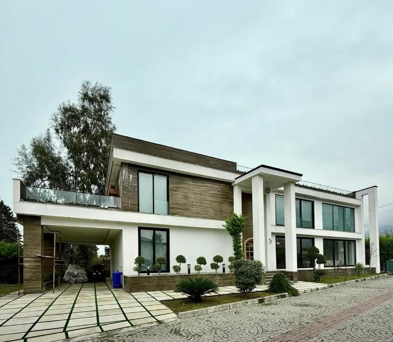 ویلای بزرگ و زیبا 