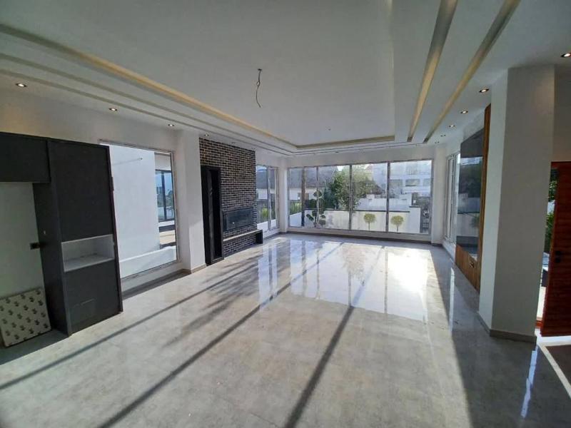 فروش ویلای مدرن روف 