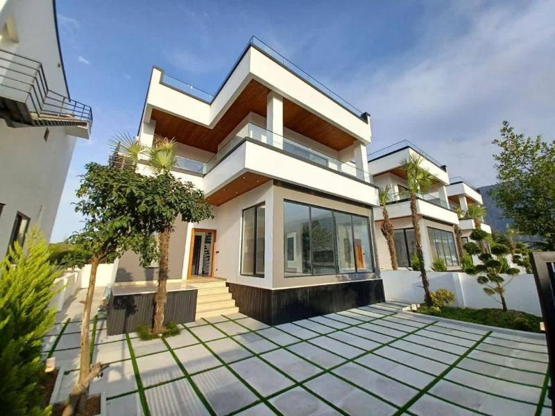 فروش ویلای مدرن روف 